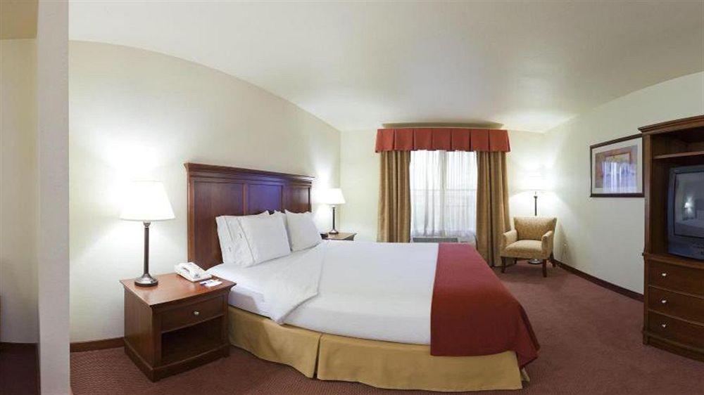 Holiday Inn Express Turlock By Ihg Eksteriør bilde