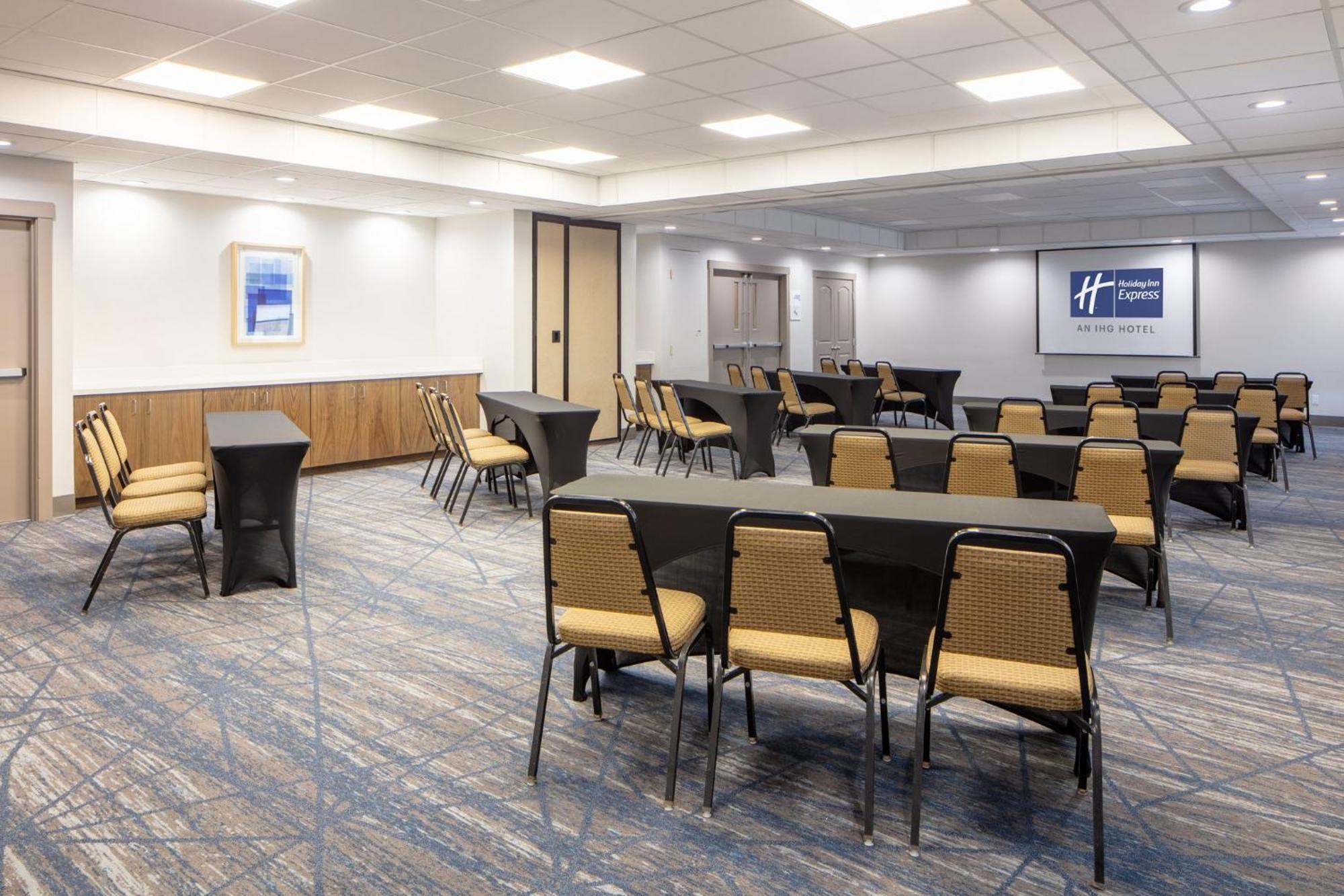Holiday Inn Express Turlock By Ihg Eksteriør bilde